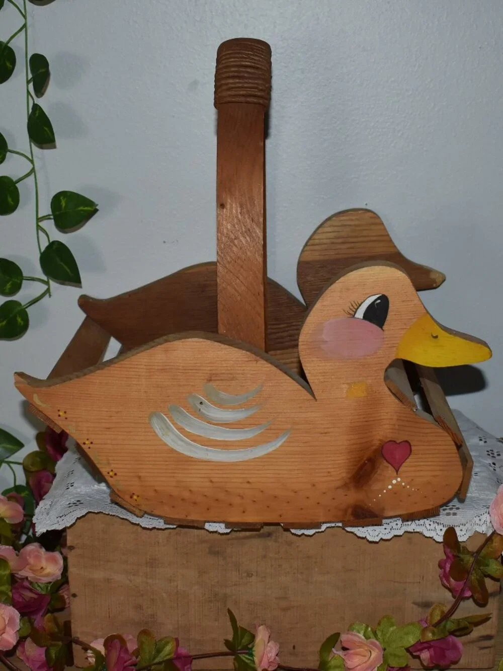 Vintage Handmade Painted Wood Duck Storage Basket Cottage Farmhouse Decor